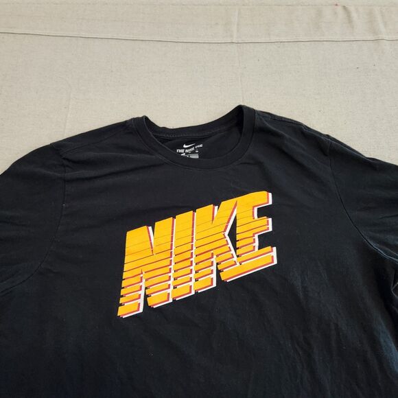 Nike Shirt Mens XL Black Short Sleeve Yellow NIKE Spell Out Athletic Tee - Picture 2 of 12